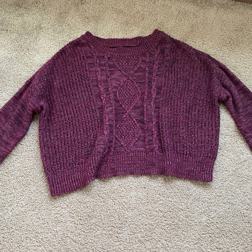 Arizona XL dark red sweater.